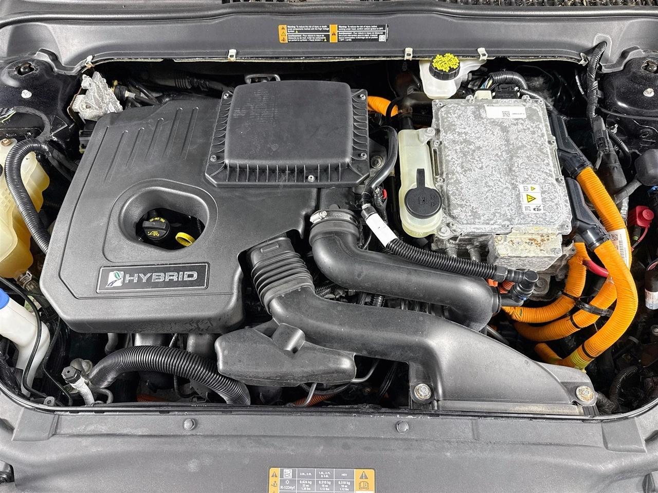 Ford Fusion Hybrid SE FWD 2020