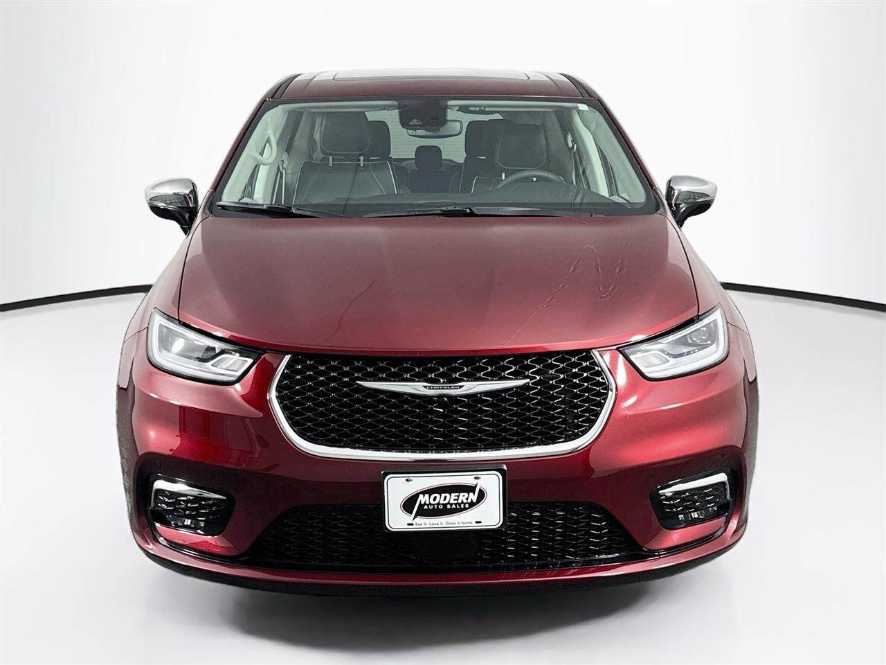 Chrysler Pacifica Hybrid Limited FWD 2023
