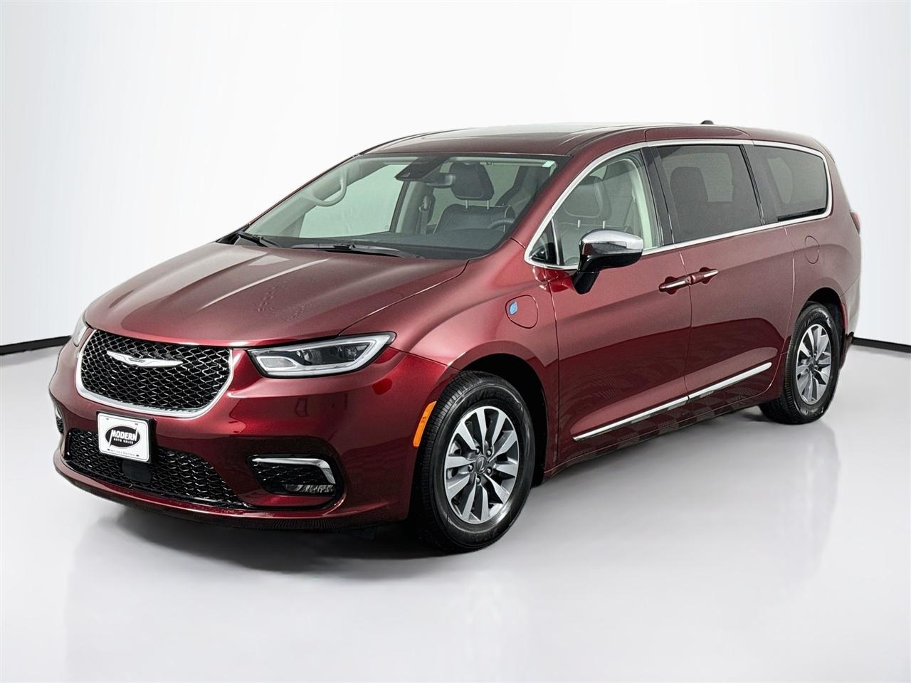 Chrysler Pacifica Hybrid Limited FWD 2023