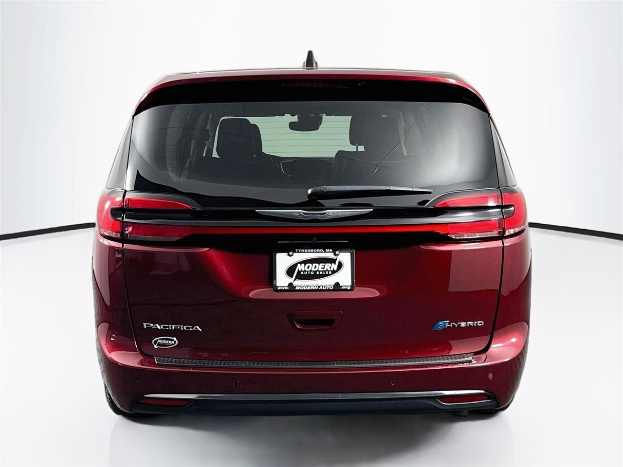 Chrysler Pacifica Hybrid Limited FWD 2023