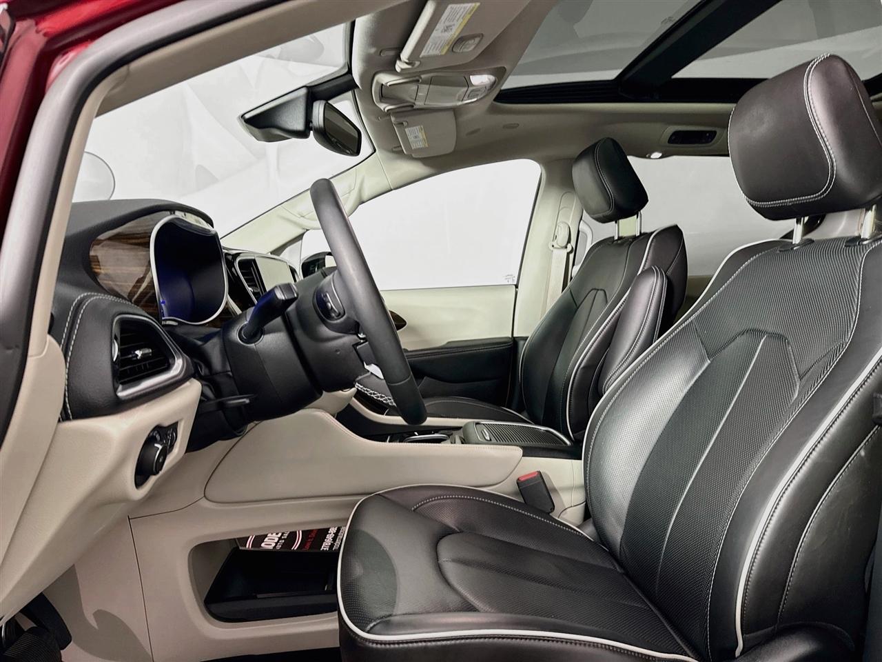 Chrysler Pacifica Hybrid Limited FWD 2023