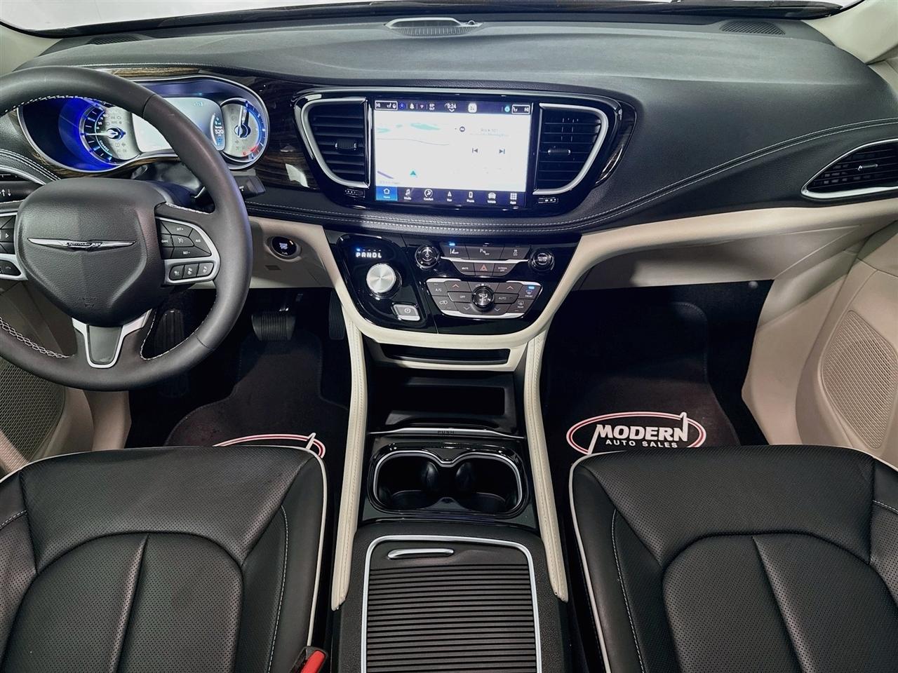 Chrysler Pacifica Hybrid Limited FWD 2023