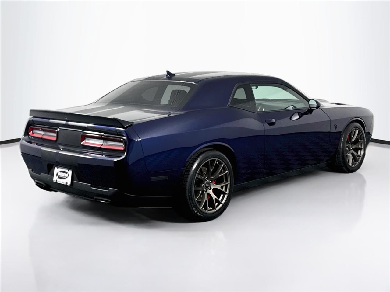 Dodge Challenger 2dr Cpe SRT Hellcat 2016
