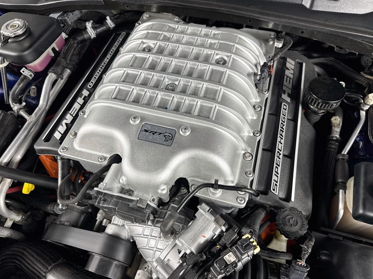 Dodge Challenger 2dr Cpe SRT Hellcat 2016