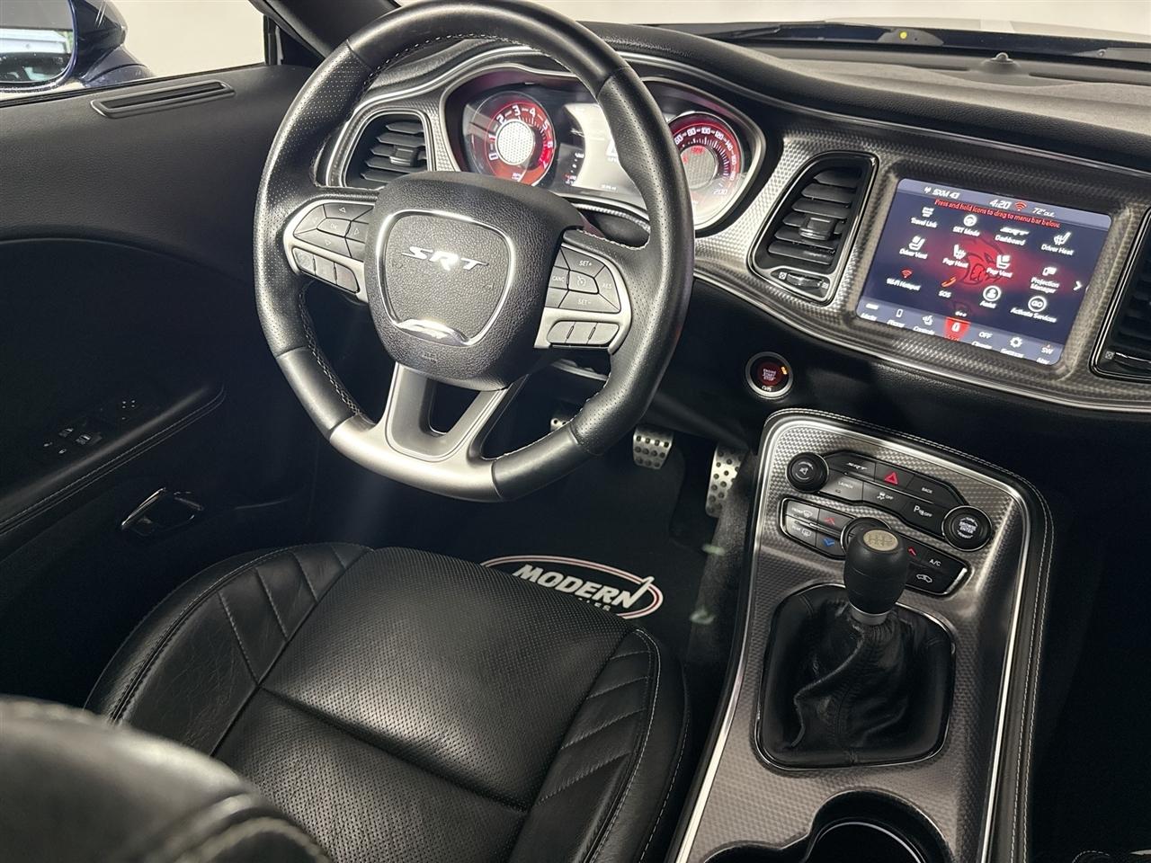 Dodge Challenger 2dr Cpe SRT Hellcat 2016