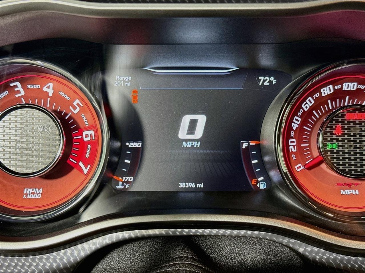 Dodge Challenger 2dr Cpe SRT Hellcat 2016