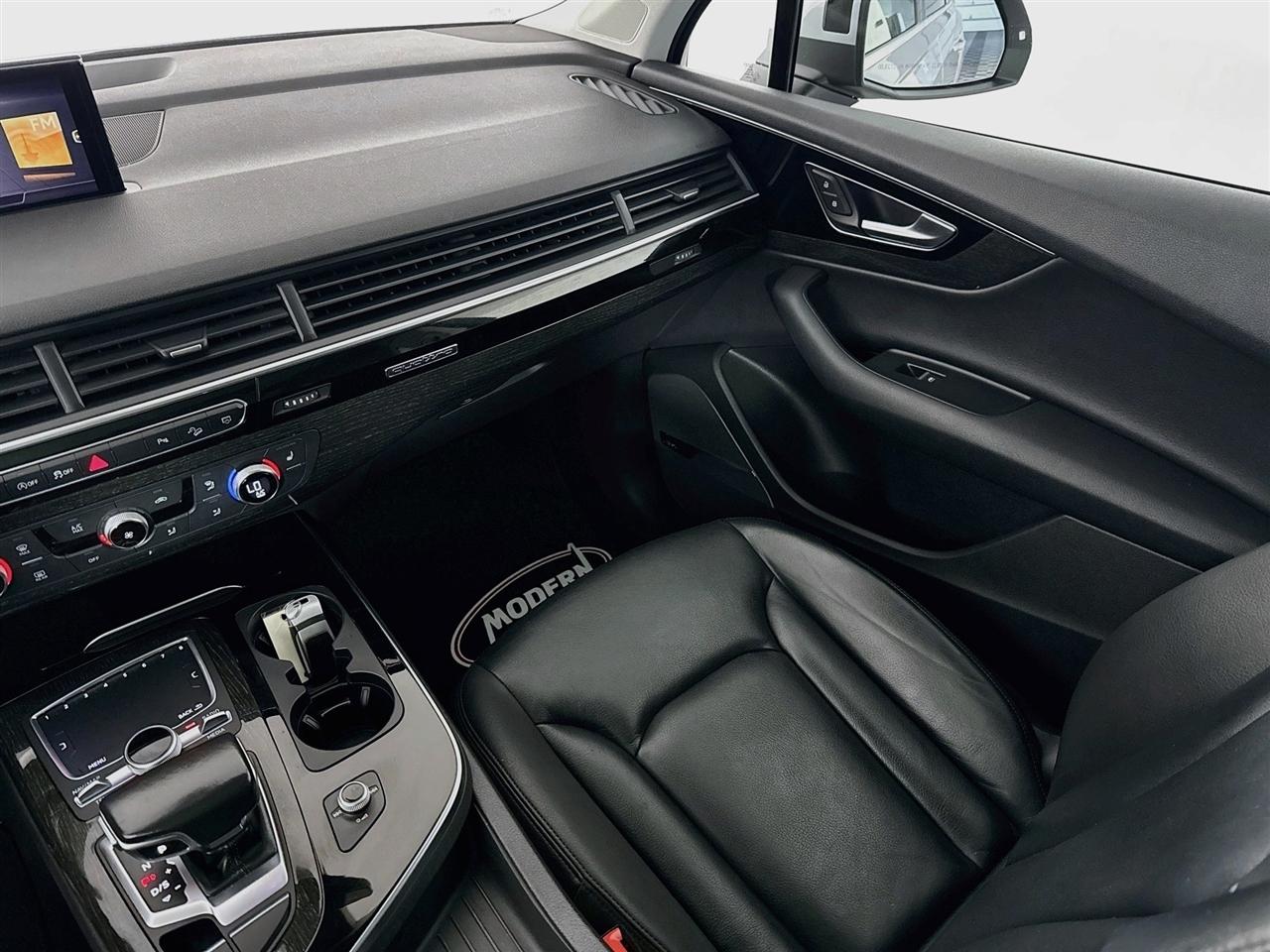Audi Q7 SE Premium Plus 55 TFSI quattro 2019