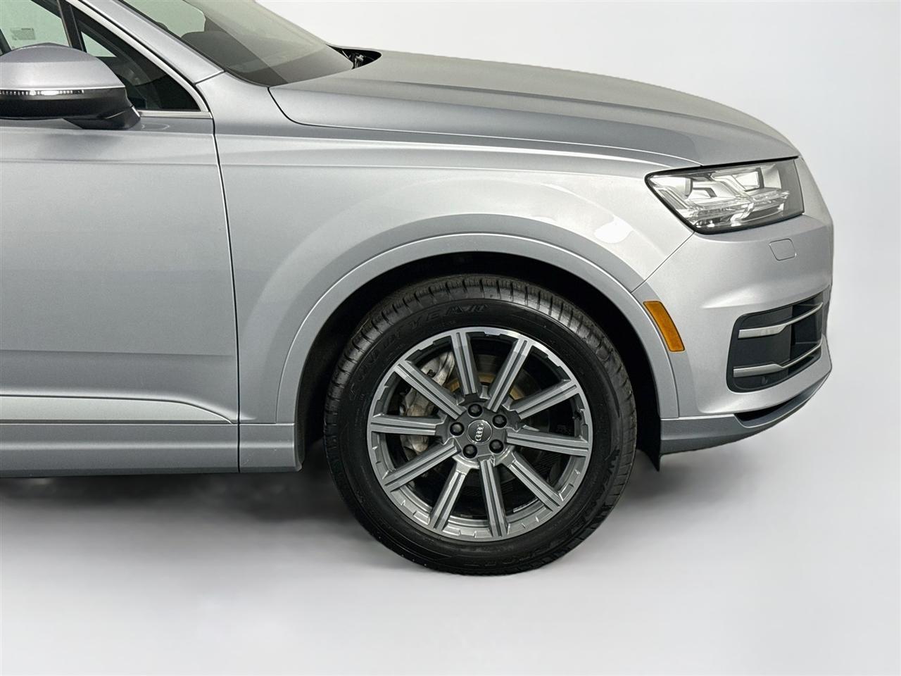 Audi Q7 SE Premium Plus 55 TFSI quattro 2019