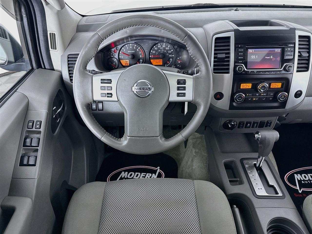 Nissan Frontier 4WD Crew Cab SWB Auto SV 2016