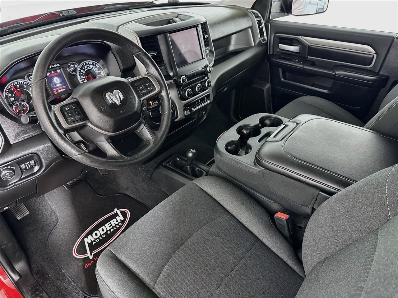 RAM 2500 Tradesman 4x4 Reg Cab 8' Box 2019