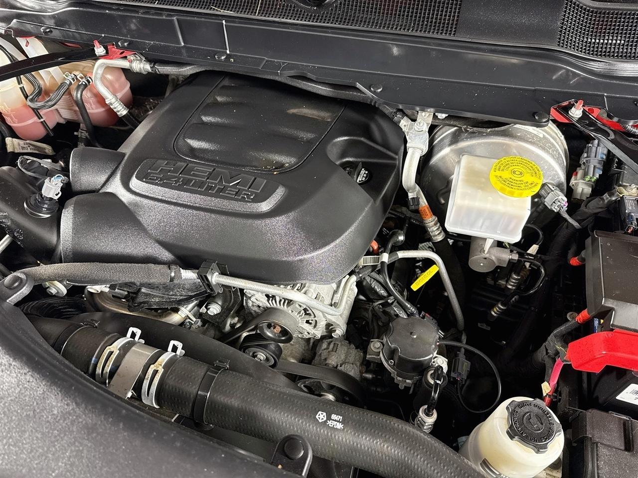 RAM 2500 Tradesman 4x4 Reg Cab 8' Box 2019