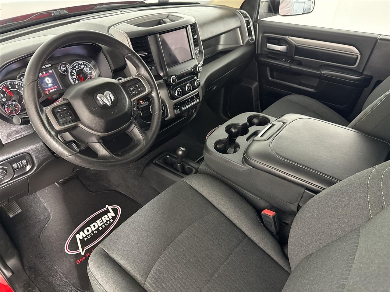RAM 2500 Tradesman 4x4 Reg Cab 8' Box 2019