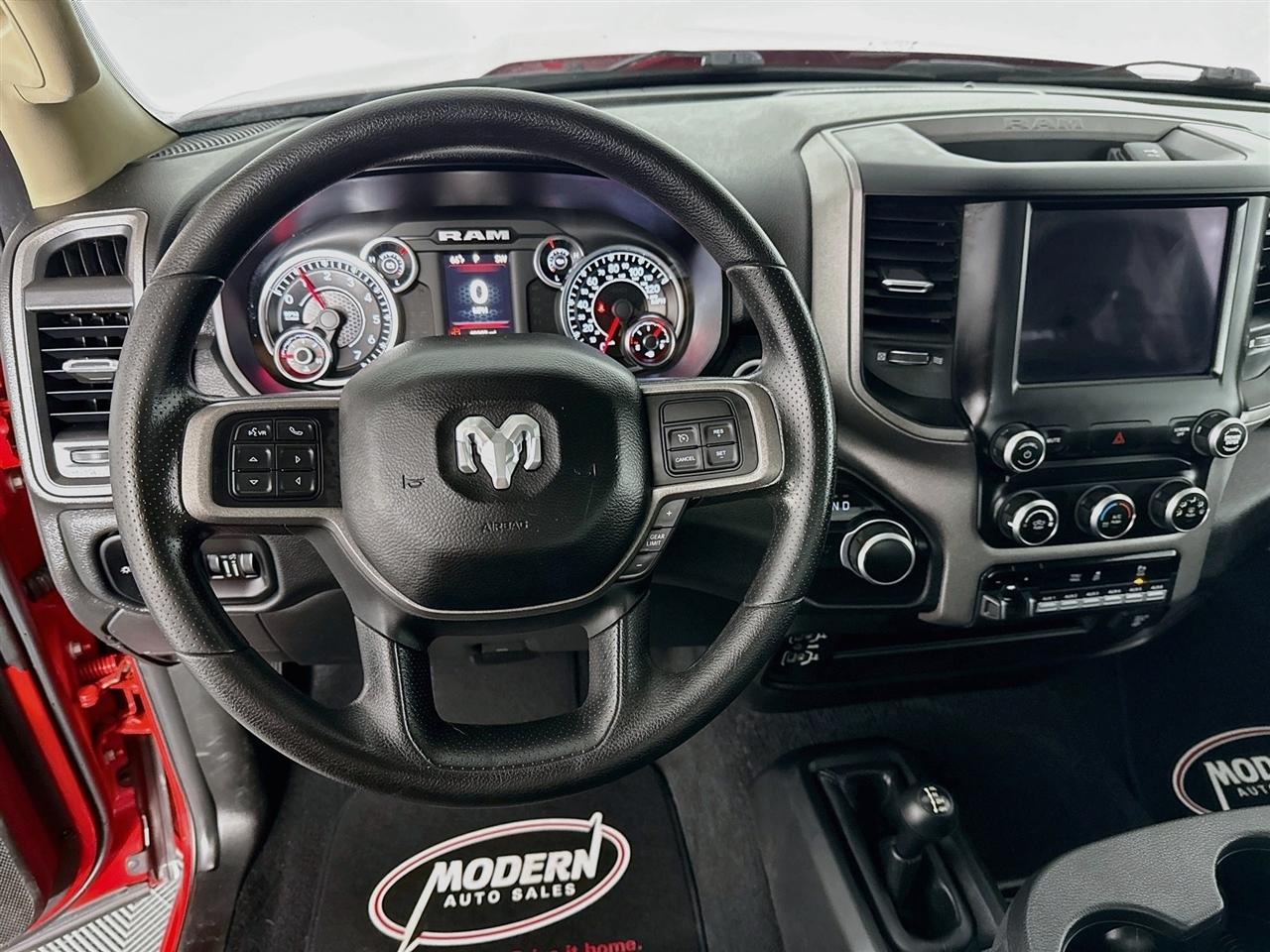 RAM 2500 Tradesman 4x4 Reg Cab 8' Box 2019
