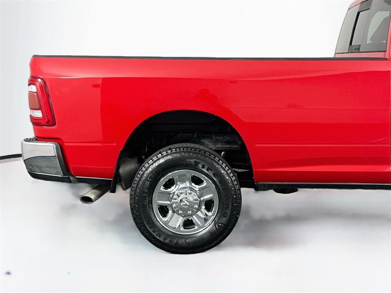 RAM 2500 Tradesman 4x4 Reg Cab 8' Box 2019