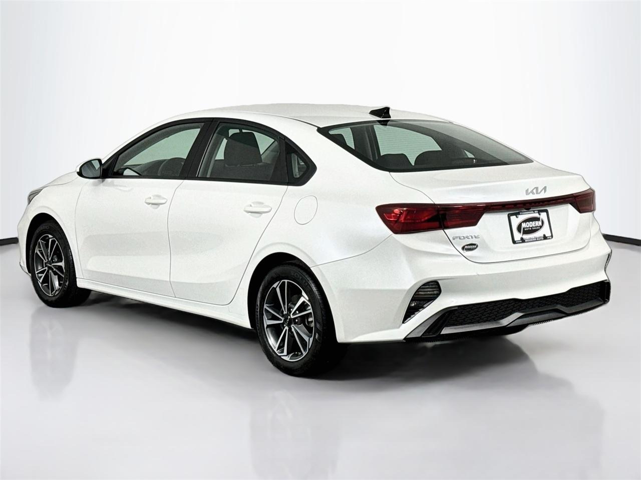 Kia Forte LXS IVT 2023
