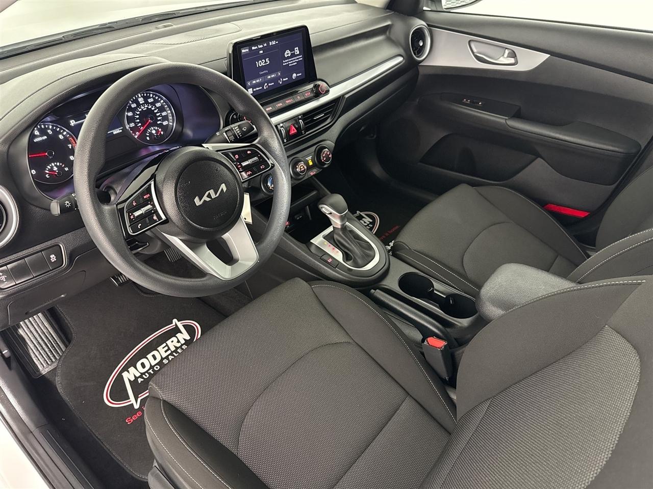 Kia Forte LXS IVT 2023