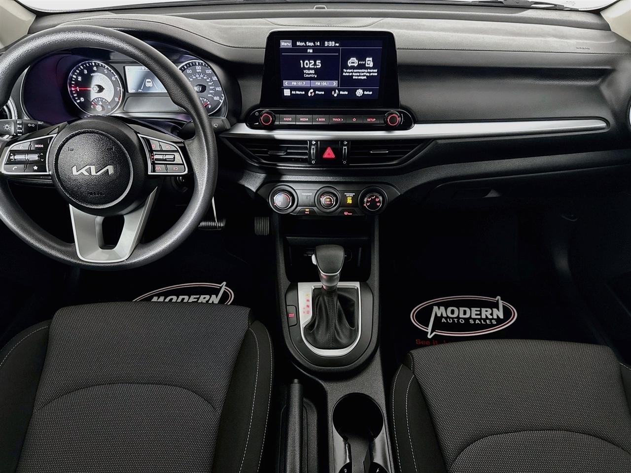 Kia Forte LXS IVT 2023