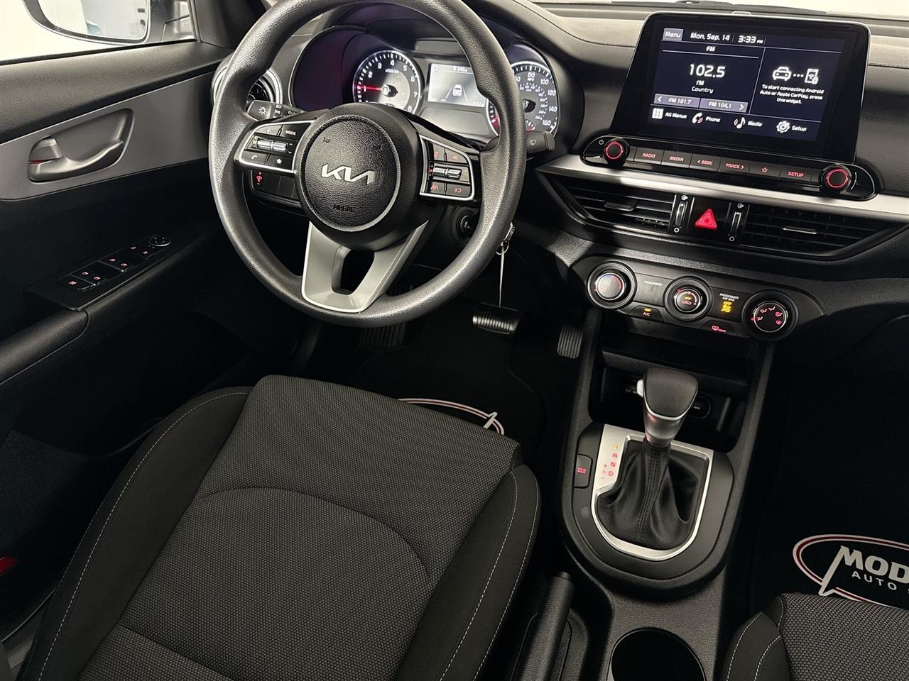Kia Forte LXS IVT 2023