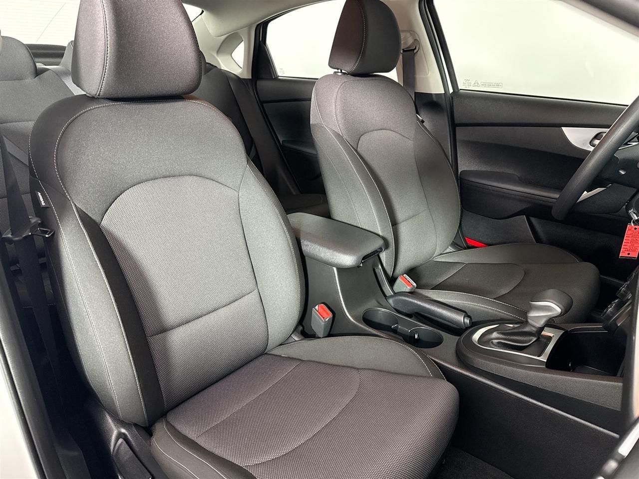 Kia Forte LXS IVT 2023