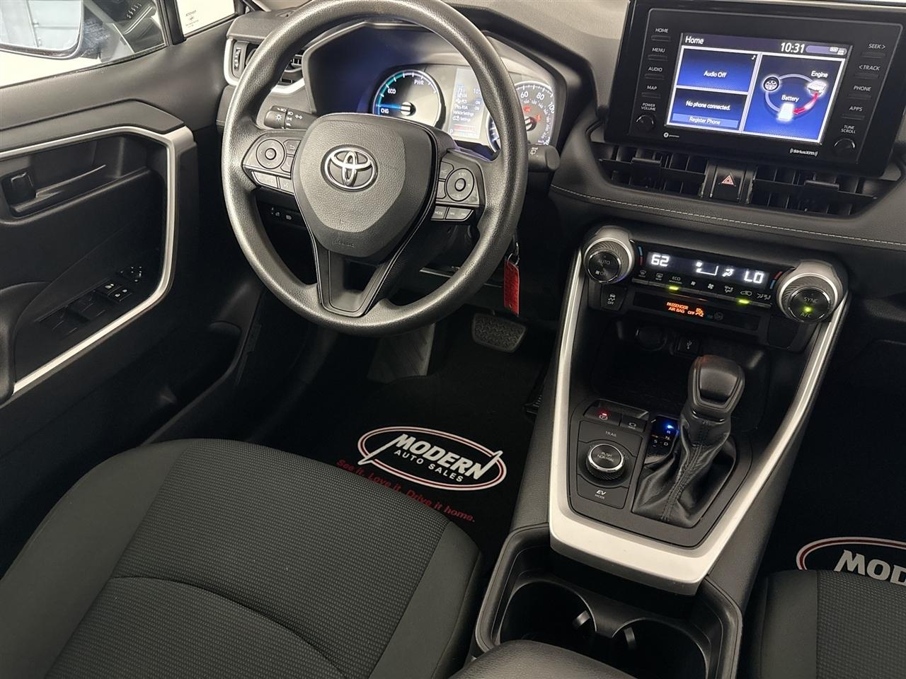 Toyota RAV4 Hybrid LE AWD (Natl) 2021