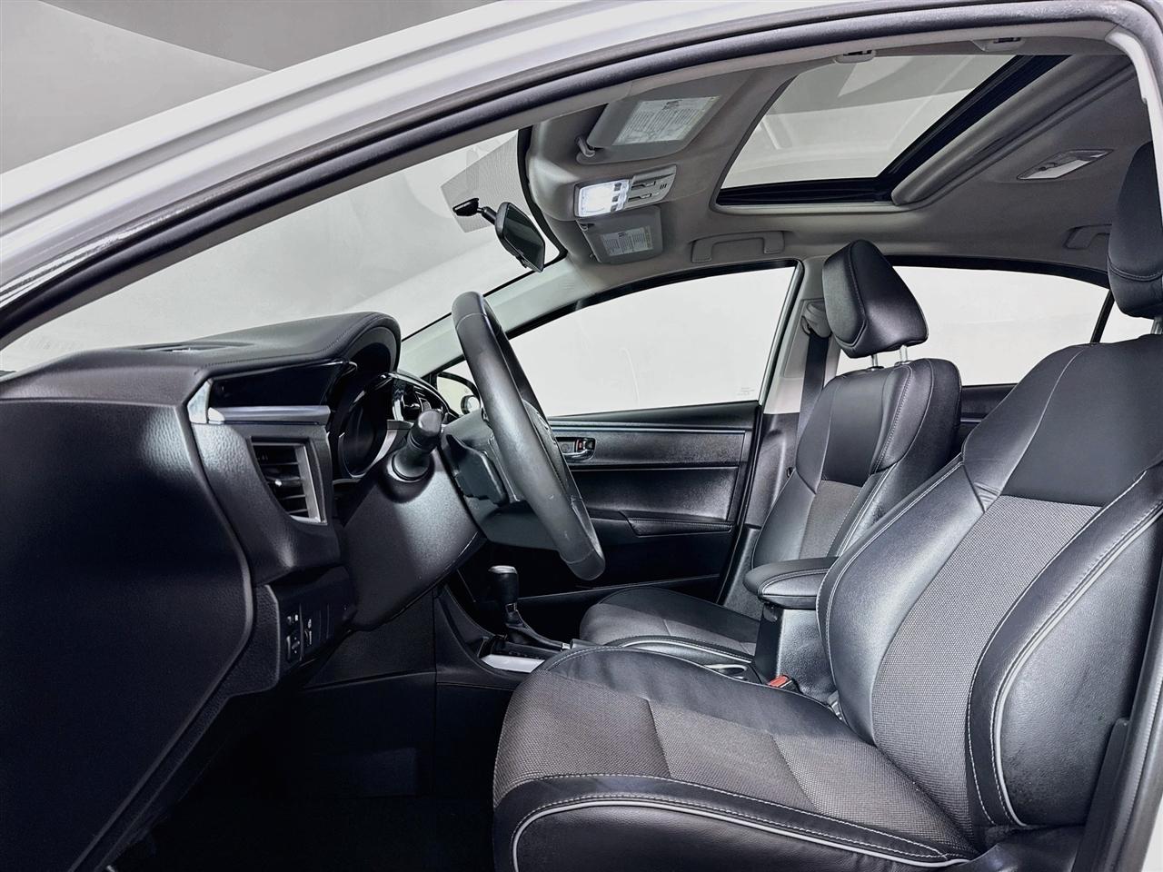 Toyota Corolla 4dr Sdn CVT S w/Special Edition Pkg (Natl) 2016