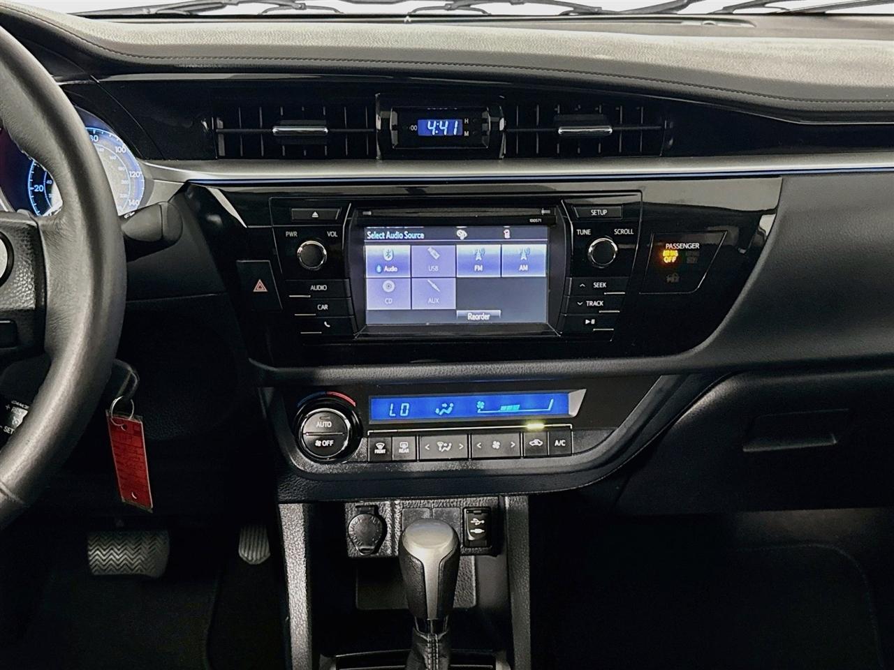 Toyota Corolla 4dr Sdn CVT S w/Special Edition Pkg (Natl) 2016