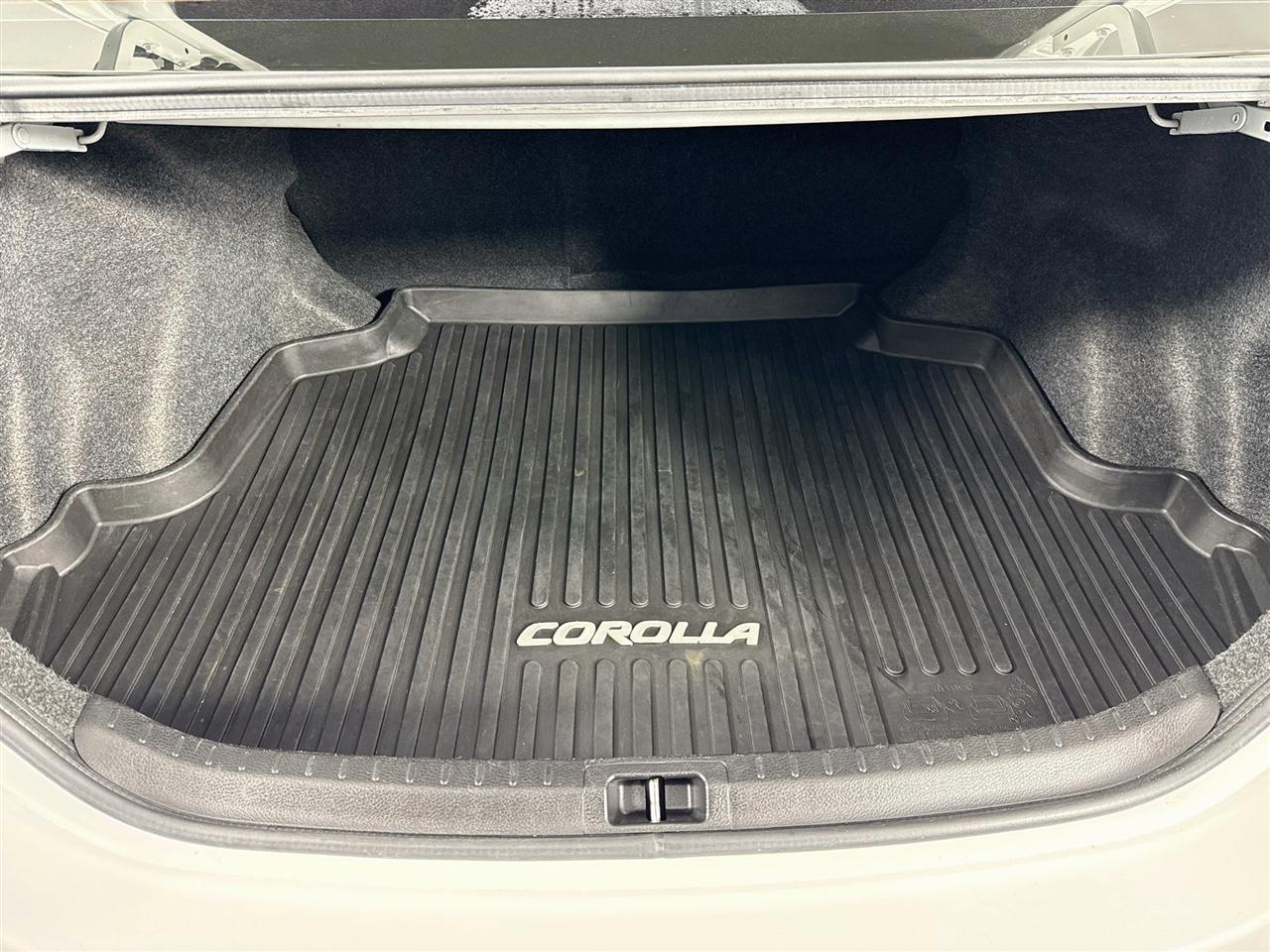 Toyota Corolla 4dr Sdn CVT S w/Special Edition Pkg (Natl) 2016