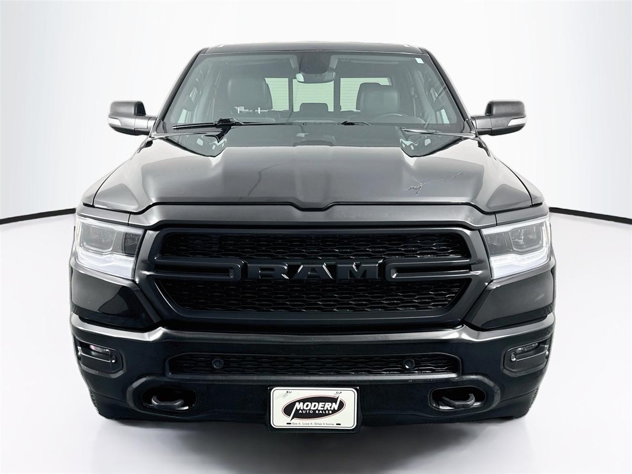 RAM 1500 Big Horn 4x4 Crew Cab 5'7" Box 2020