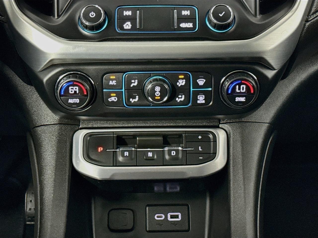 GMC Acadia AWD 4dr SLE 2020