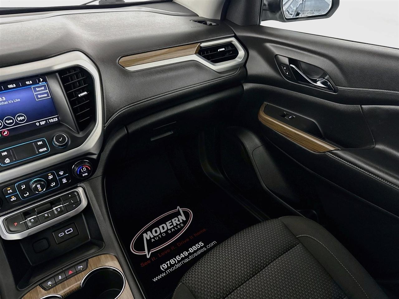 GMC Acadia AWD 4dr SLE 2020