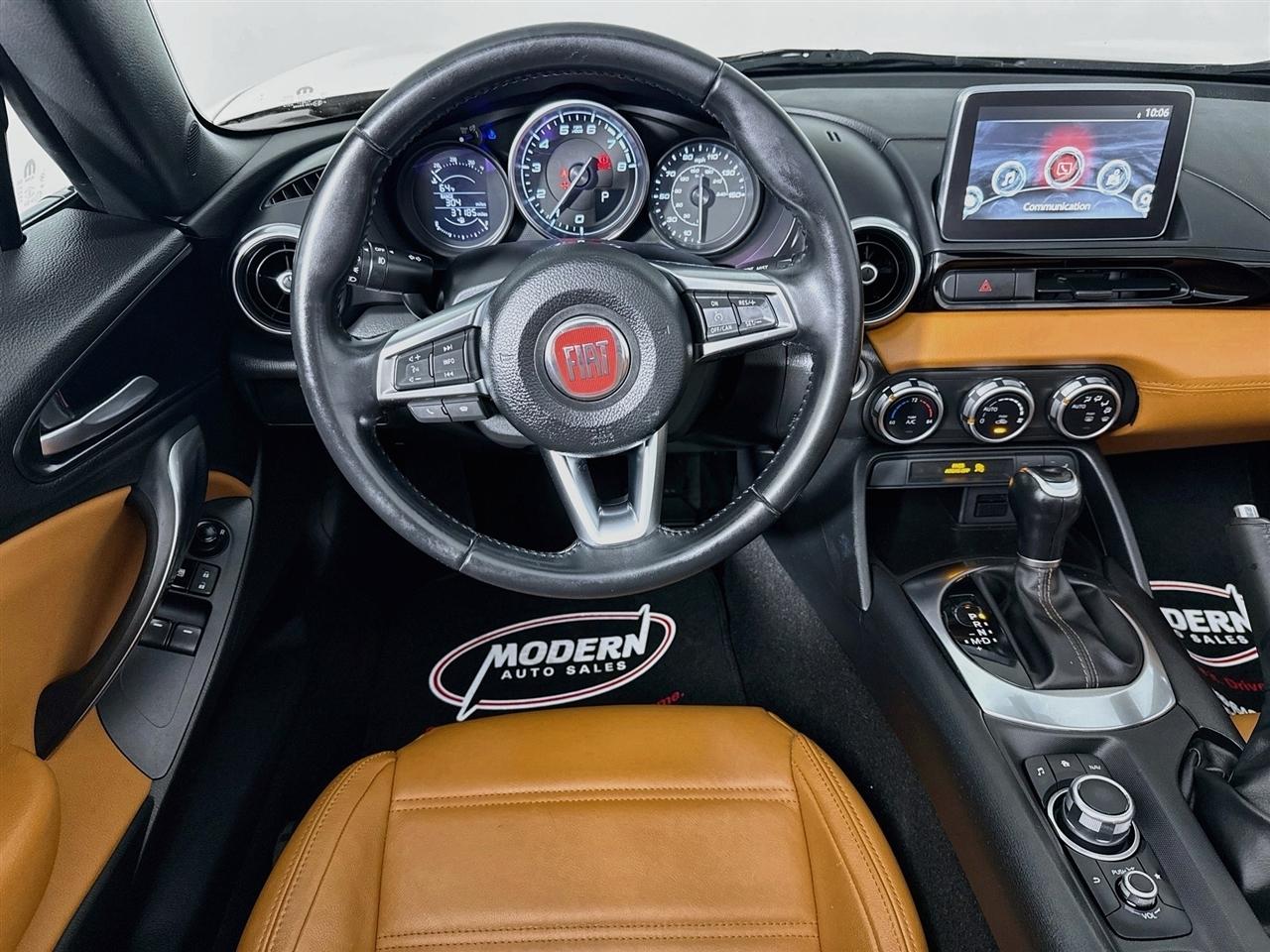 Fiat 124 Spider Lusso Convertible 2018