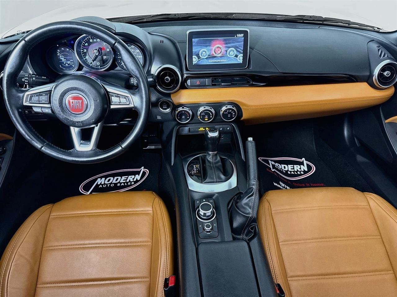 Fiat 124 Spider Lusso Convertible 2018