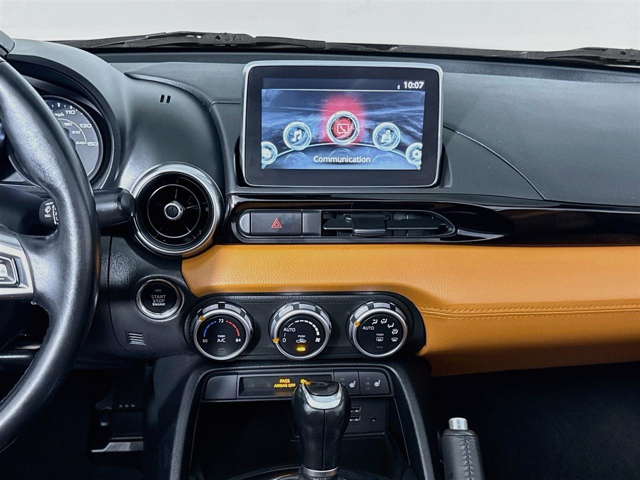 Fiat 124 Spider Lusso Convertible 2018