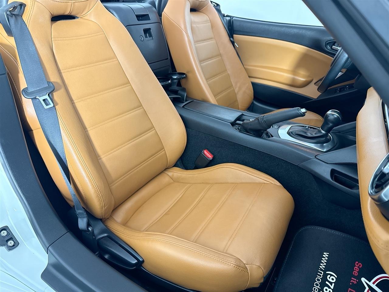 Fiat 124 Spider Lusso Convertible 2018