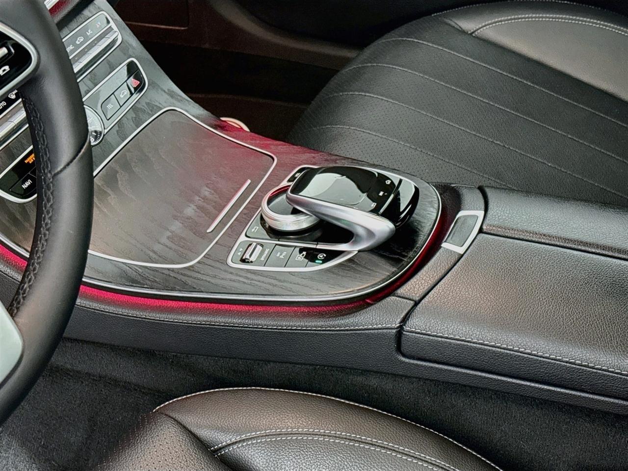Mercedes-Benz E-Class E 300 4MATIC Sedan 2019