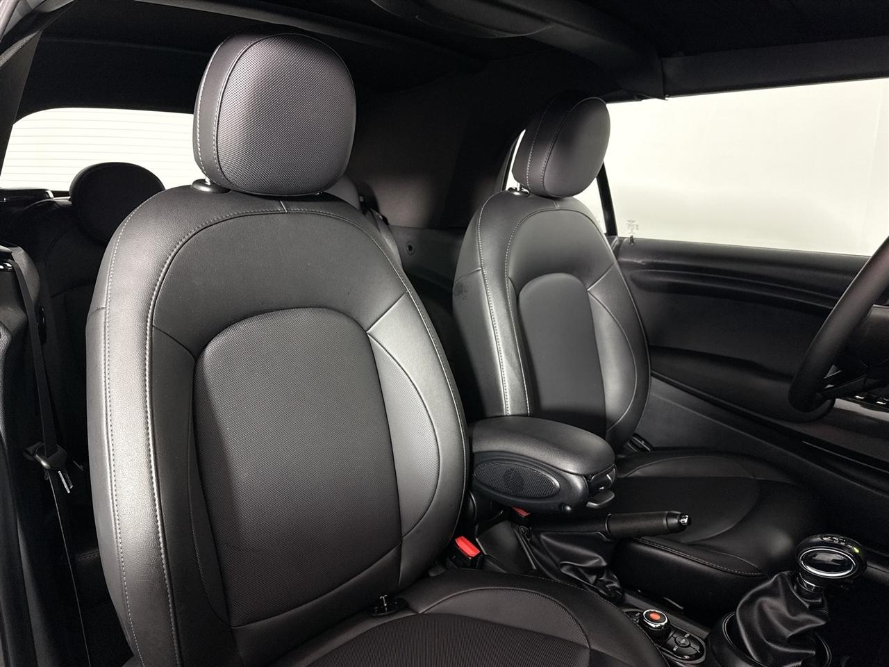 MINI Convertible Cooper FWD 2019