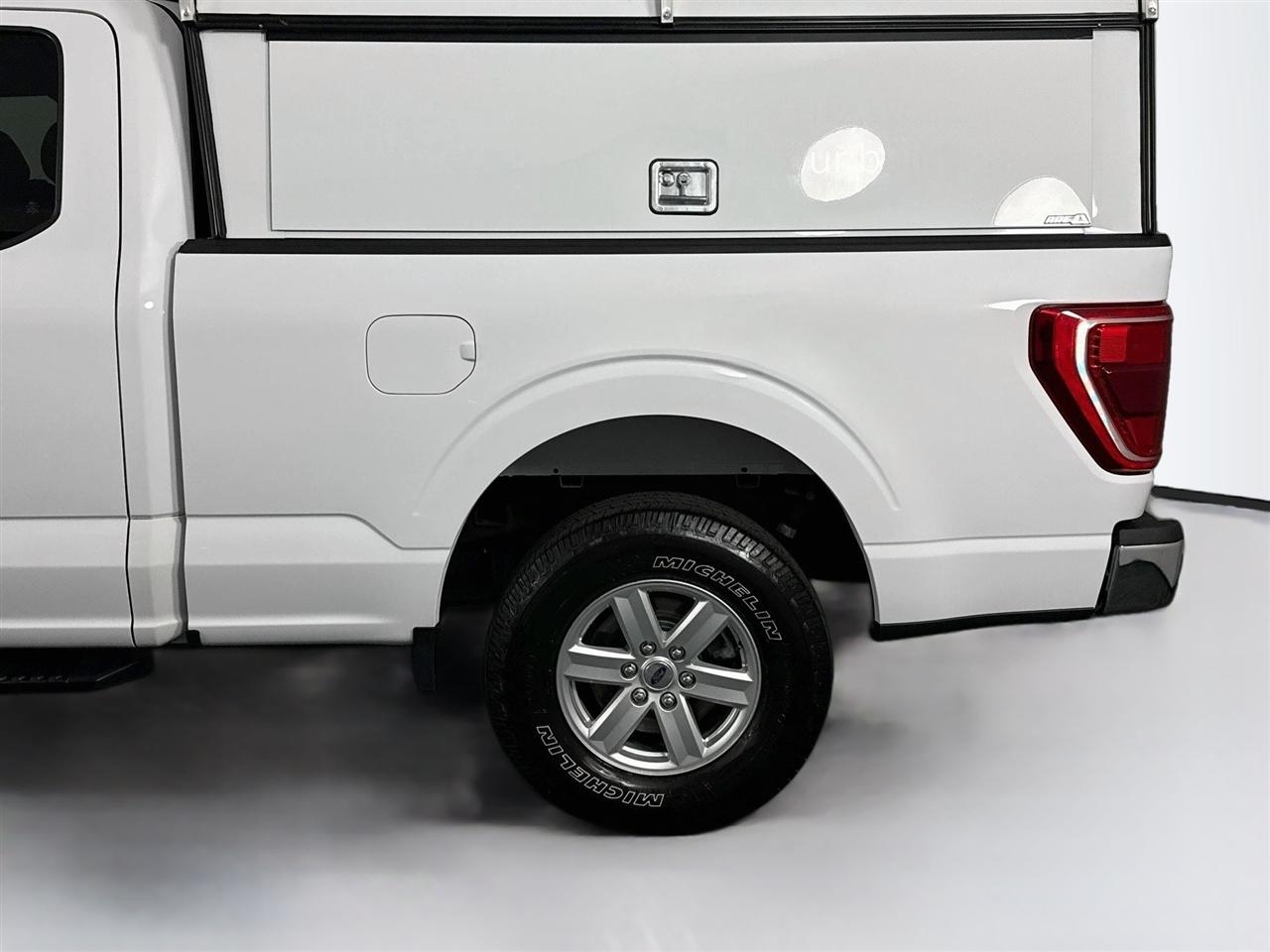 Ford F-150 Lariat 4WD SuperCab 8' Box 2021