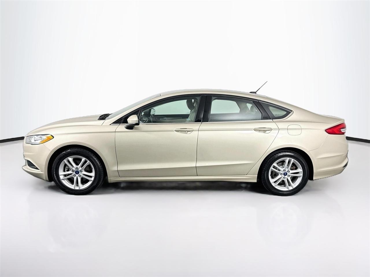 Ford Fusion SE FWD 2018