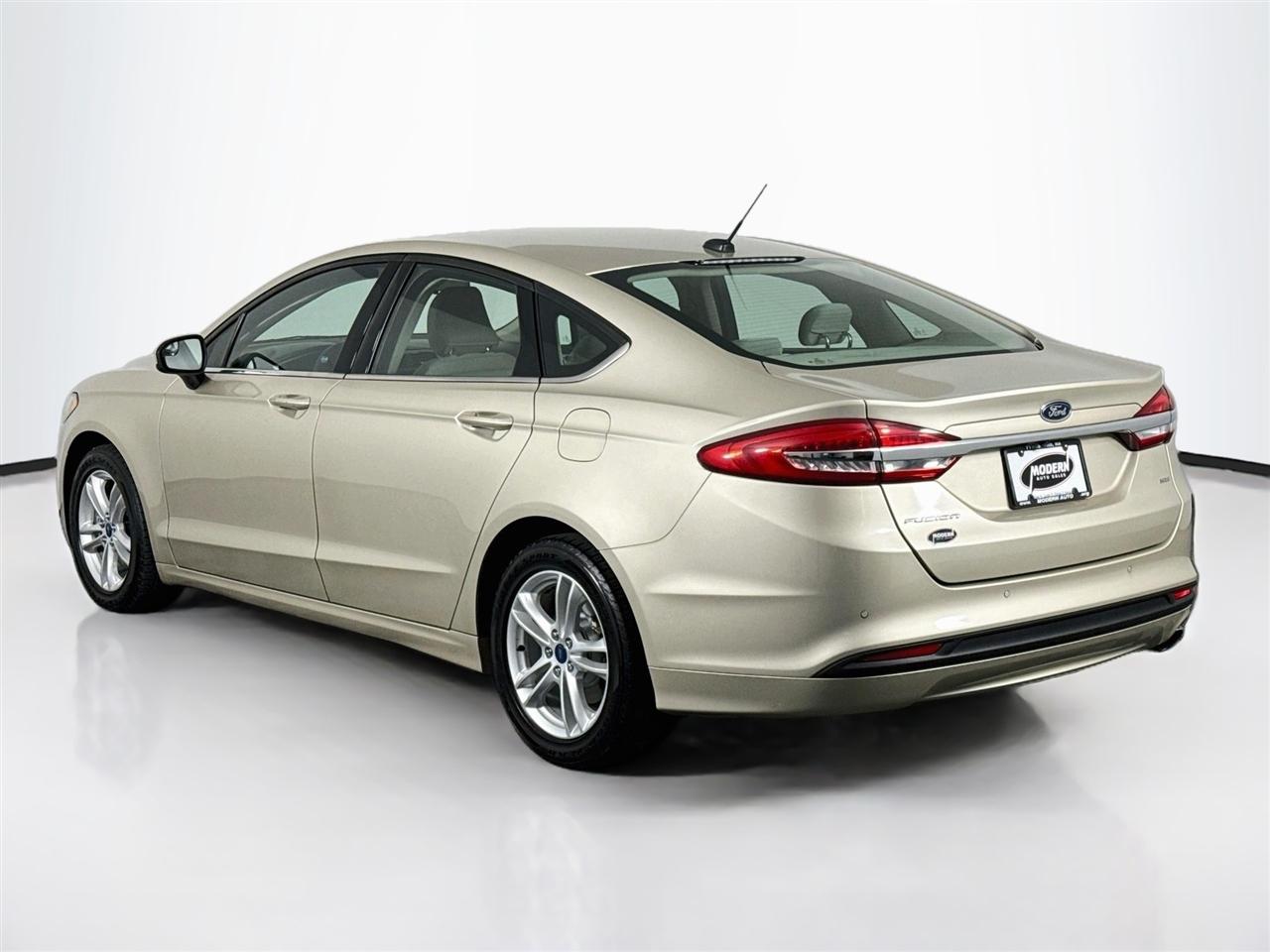 Ford Fusion SE FWD 2018