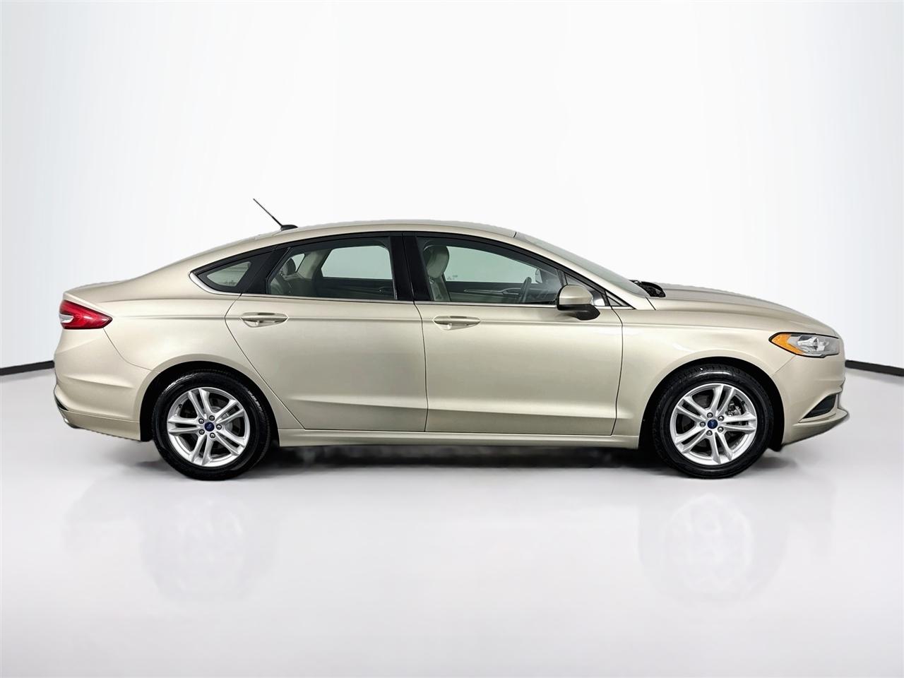 Ford Fusion SE FWD 2018
