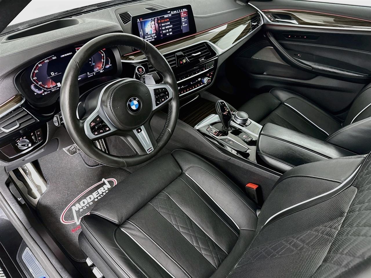 BMW 5 Series M550i xDrive Sedan 2020