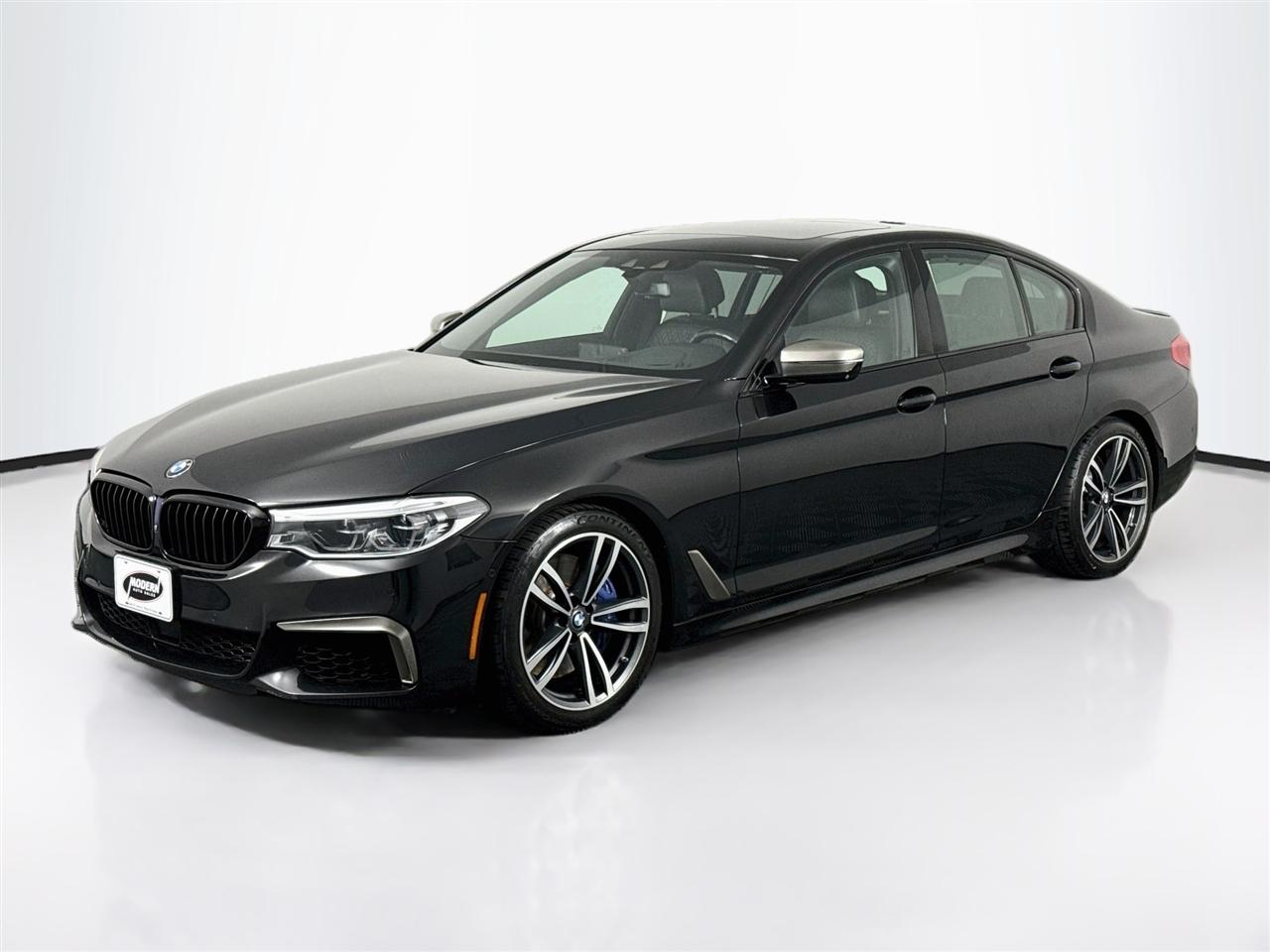 BMW 5 Series M550i xDrive Sedan 2020