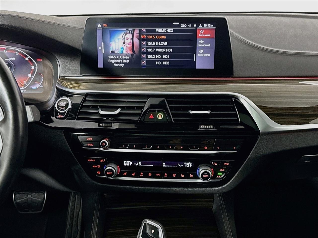 BMW 5 Series M550i xDrive Sedan 2020