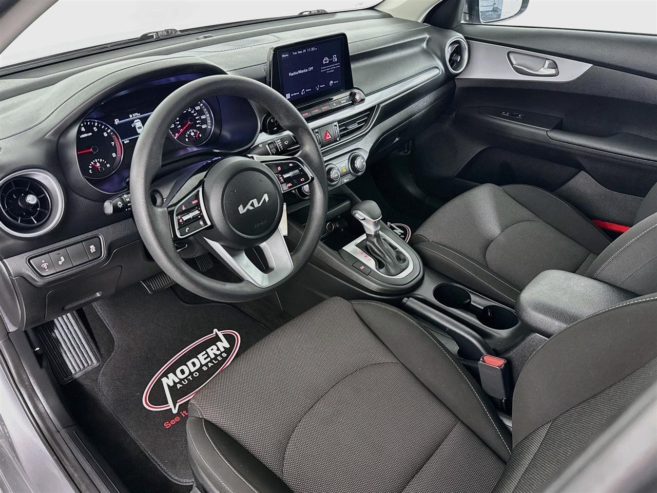 Kia Forte LXS IVT 2023