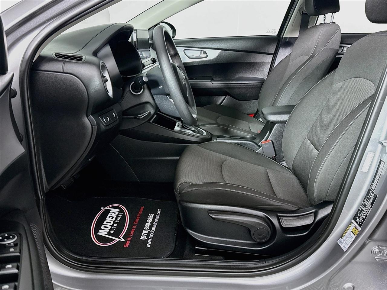 Kia Forte LXS IVT 2023