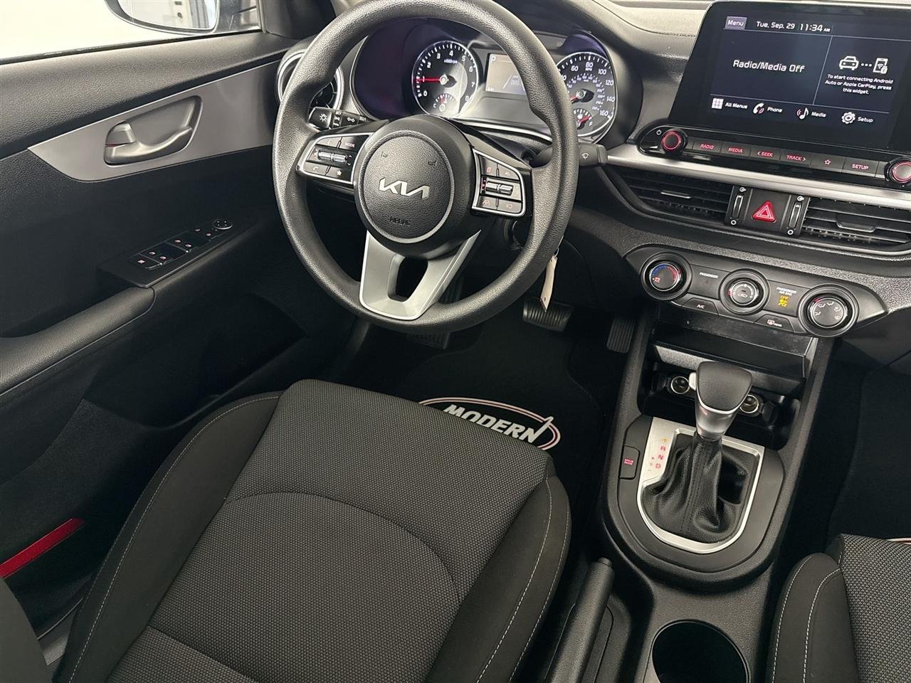 Kia Forte LXS IVT 2023