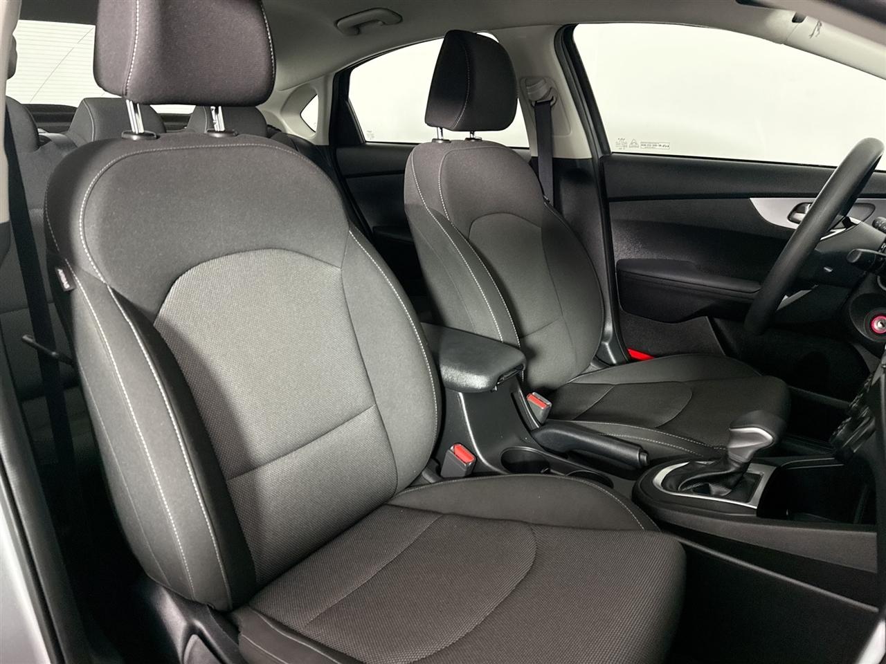 Kia Forte LXS IVT 2023