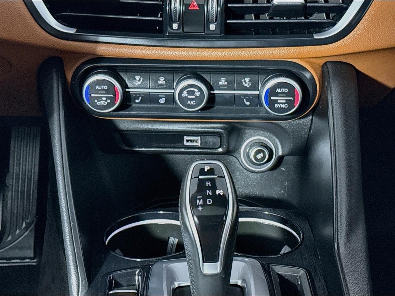 Alfa Romeo Giulia AWD 2020