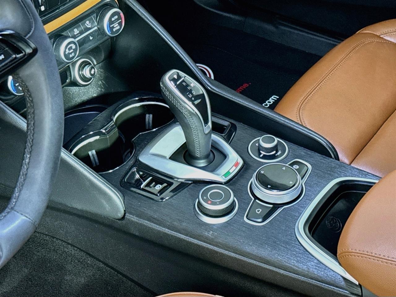 Alfa Romeo Giulia AWD 2020