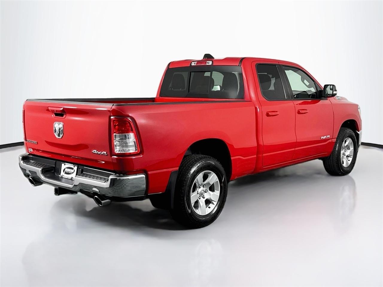 RAM 1500 Big Horn 4x4 Quad Cab 6'4" Box 2022